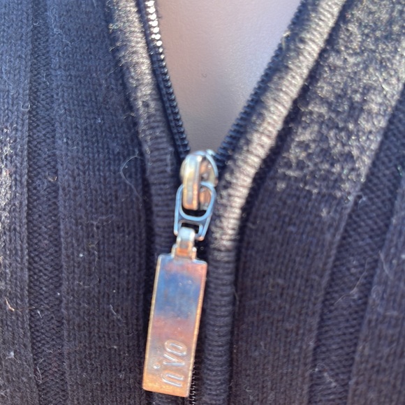 N VO Black Zipper Sweater with Blackstone Emblem  Size M - Picture 3 of 11